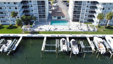 108 Paradise Harbour Boulevard