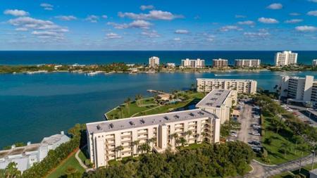 300 Intracoastal Place