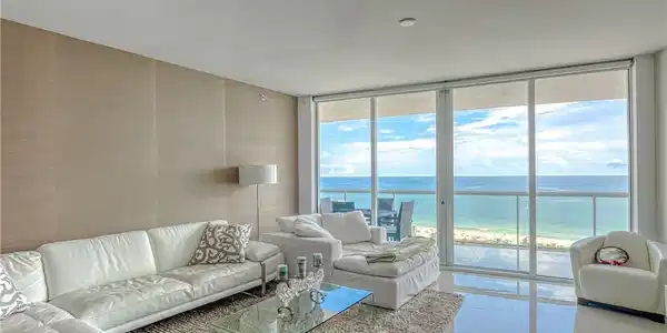 1 N Ocean Blvd
