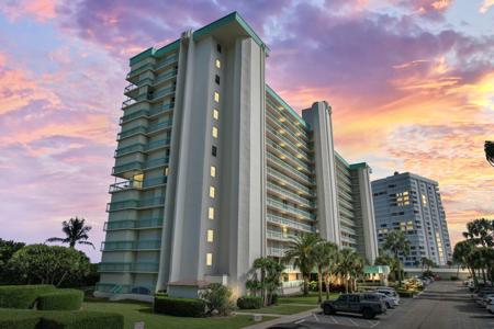 9940 S Ocean Drive