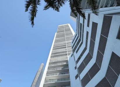 325 S Biscayne Blvd