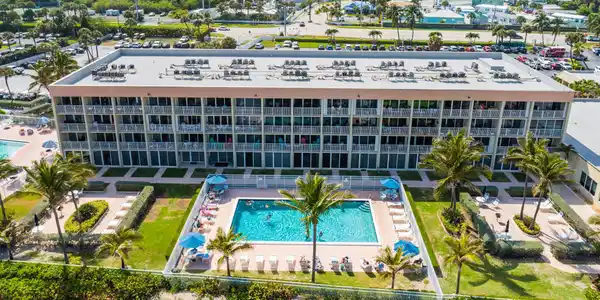9800 S Ocean Drive