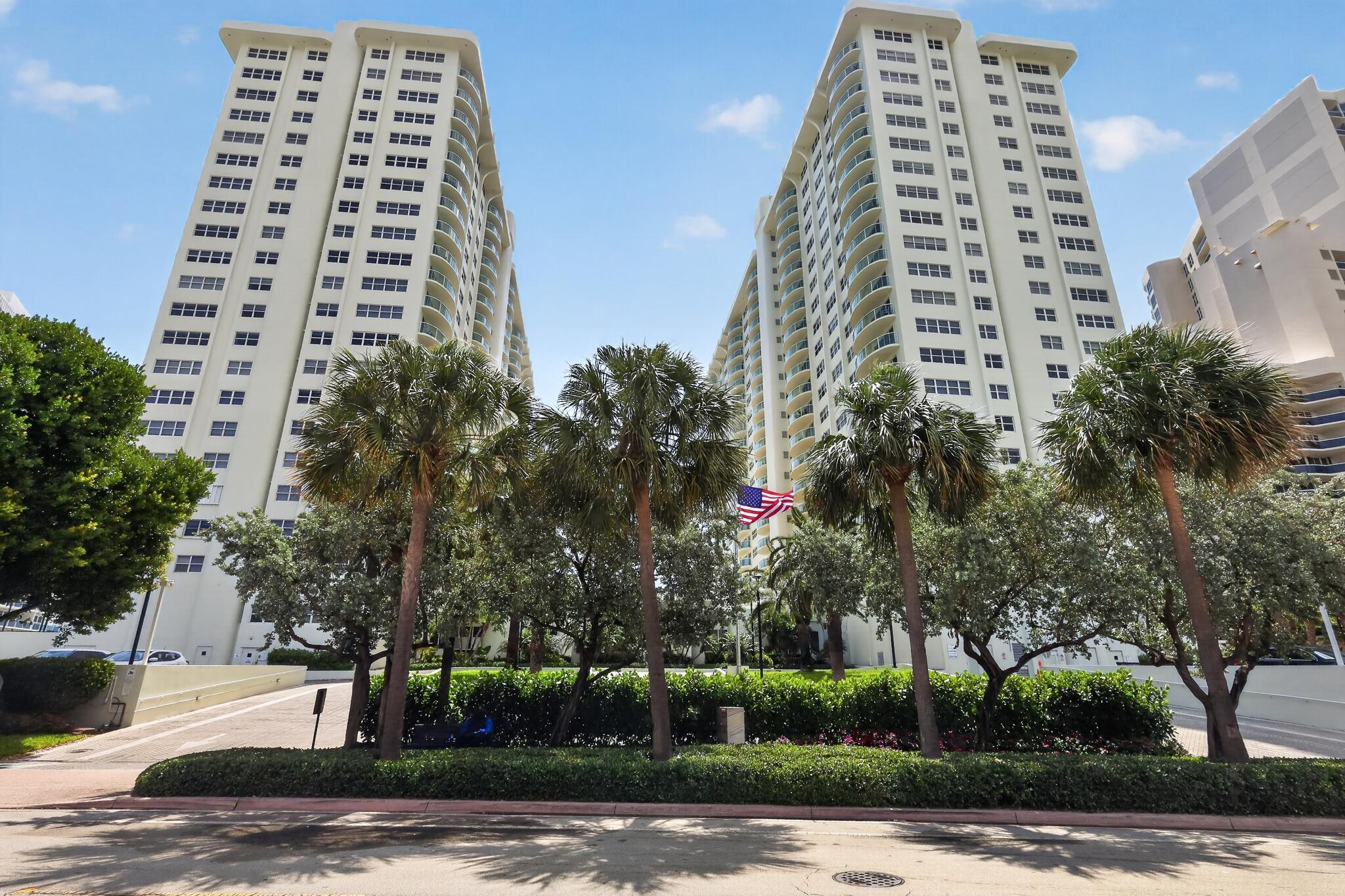 Image 2: 01_3400_Galt_Ocean_Dr-Exterior-9200