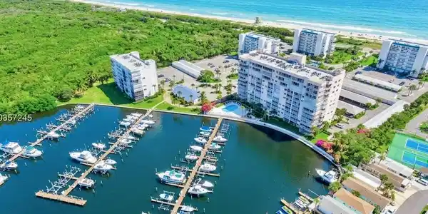 5151 N Hwy A1a
