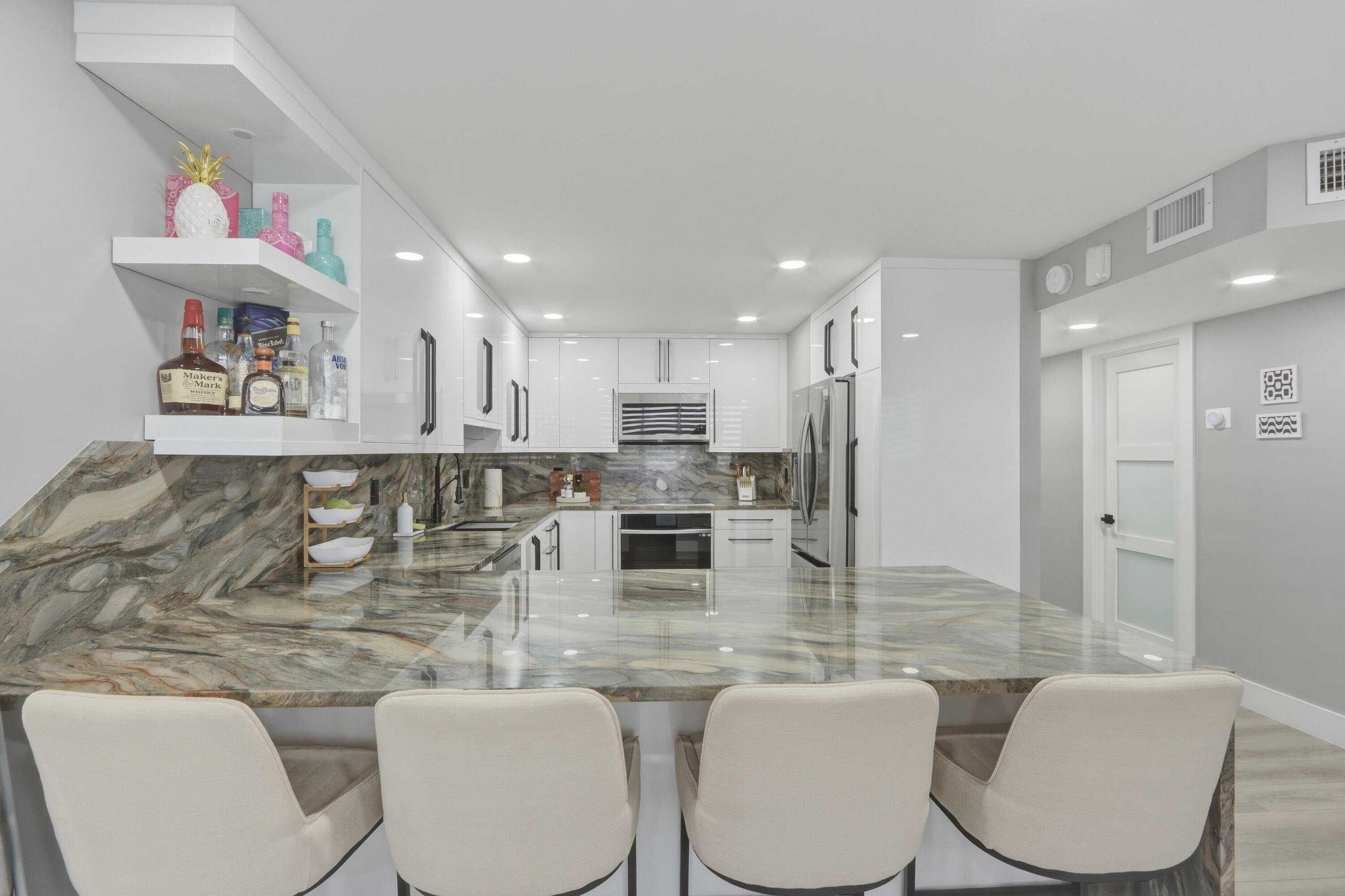 Image 2: Kitchen
