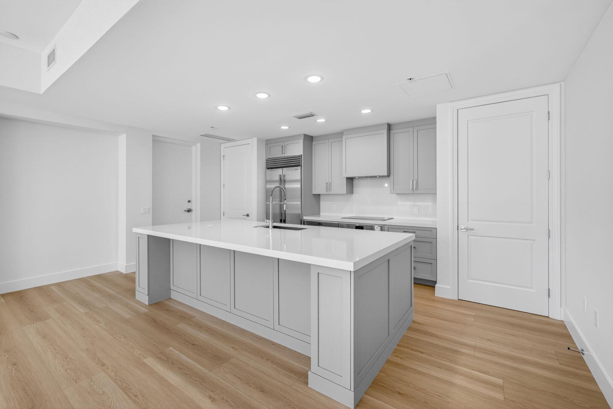 Image 3: 8-web-or-mls-5D1A5400