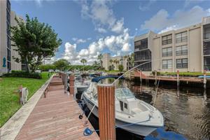17 Royal Palm Way