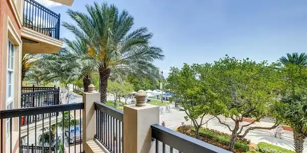 4445 El Mar Dr