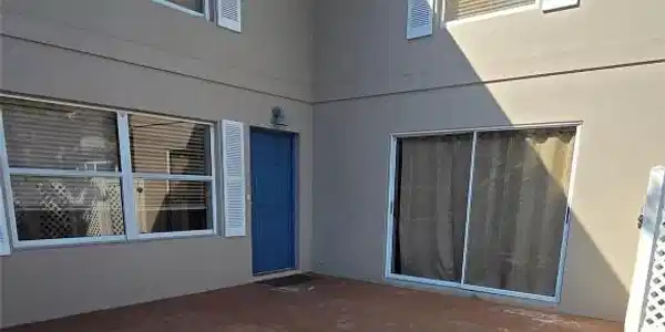 Image 2: Photo 2
