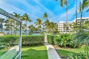 44 Cocoanut Row
