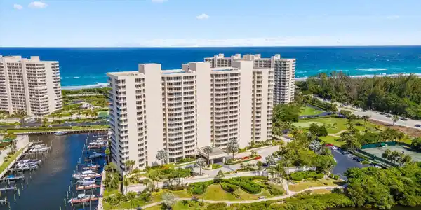 4101 N Ocean Boulevard