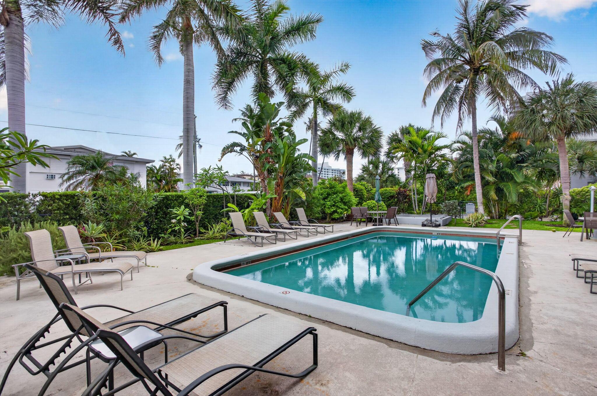 Image 2: 2-web-or-mls-3212-4019