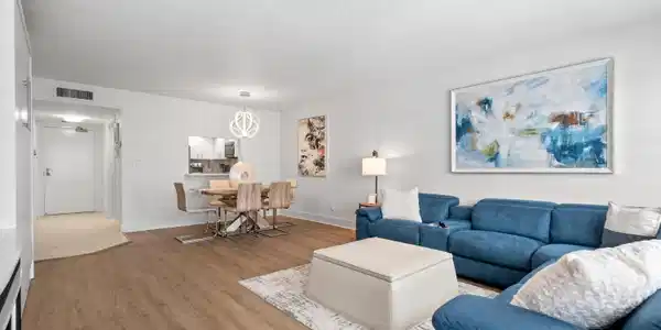 Image 3: Living Room:Dining Room #2