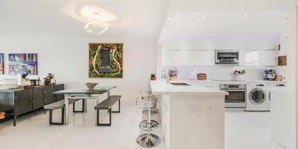 Image 4: 1523 E Hillsboro Blvd #634-6