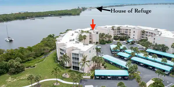 5799 NE Island Cove Way