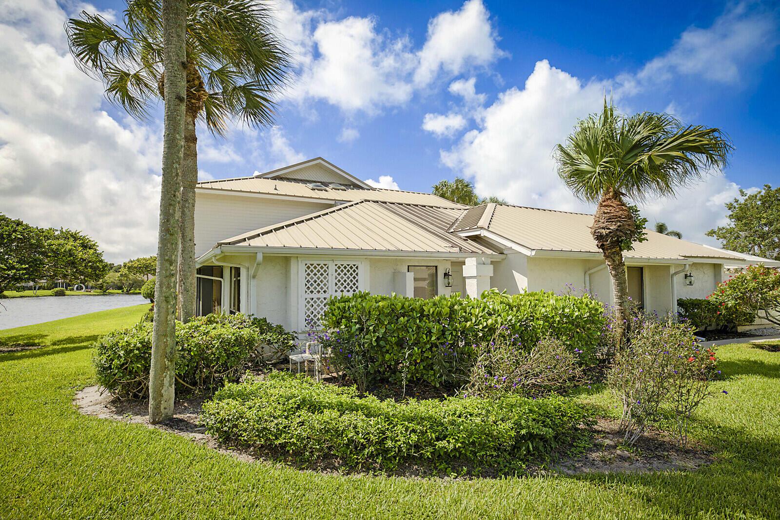 Image 2: 01_5611_SE_Foxcross_Place__mls