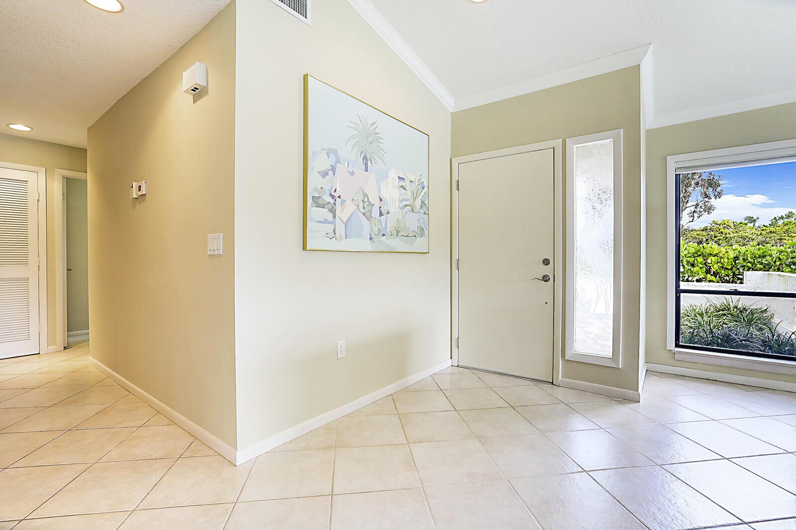 Image 4: 04_5611_SE_Foxcross_Place_4_mls