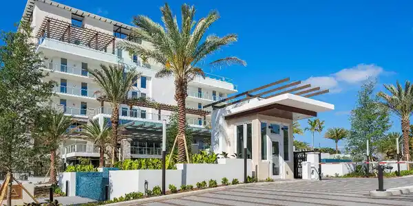200 SE Mizner Boulevard