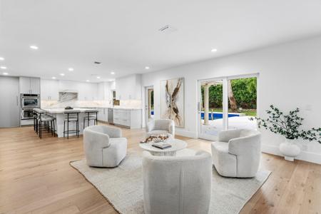 2570 Avenue Au Soleil