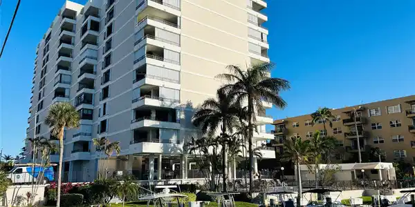 1401 S Ocean Blvd