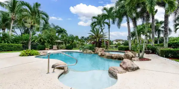 4801 SW Long Bay Drive