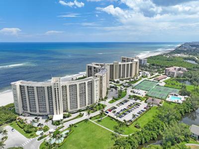 400 Ocean Trail Way