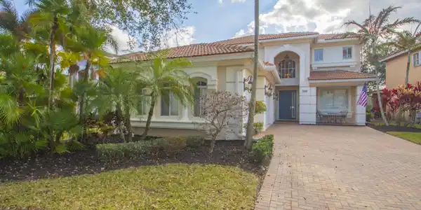 5962 SW Bald Eagle Drive