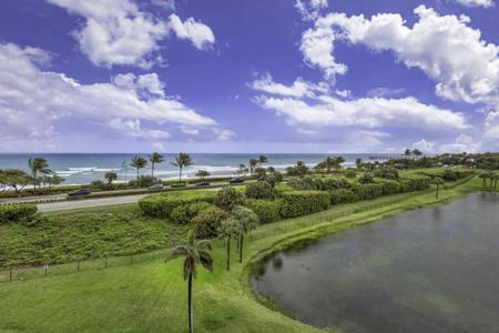 101 S Seas Drive