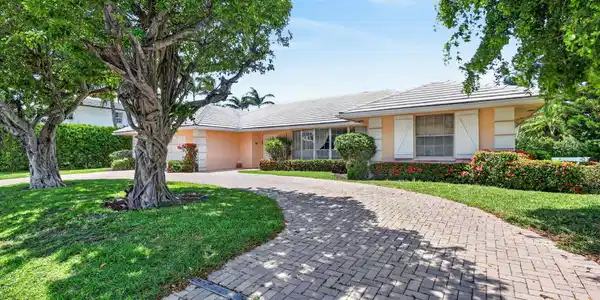 217 Plantation Road