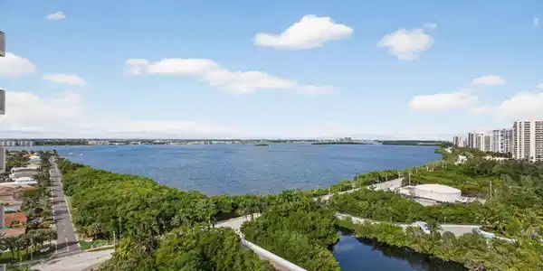 Image 3: View 1
