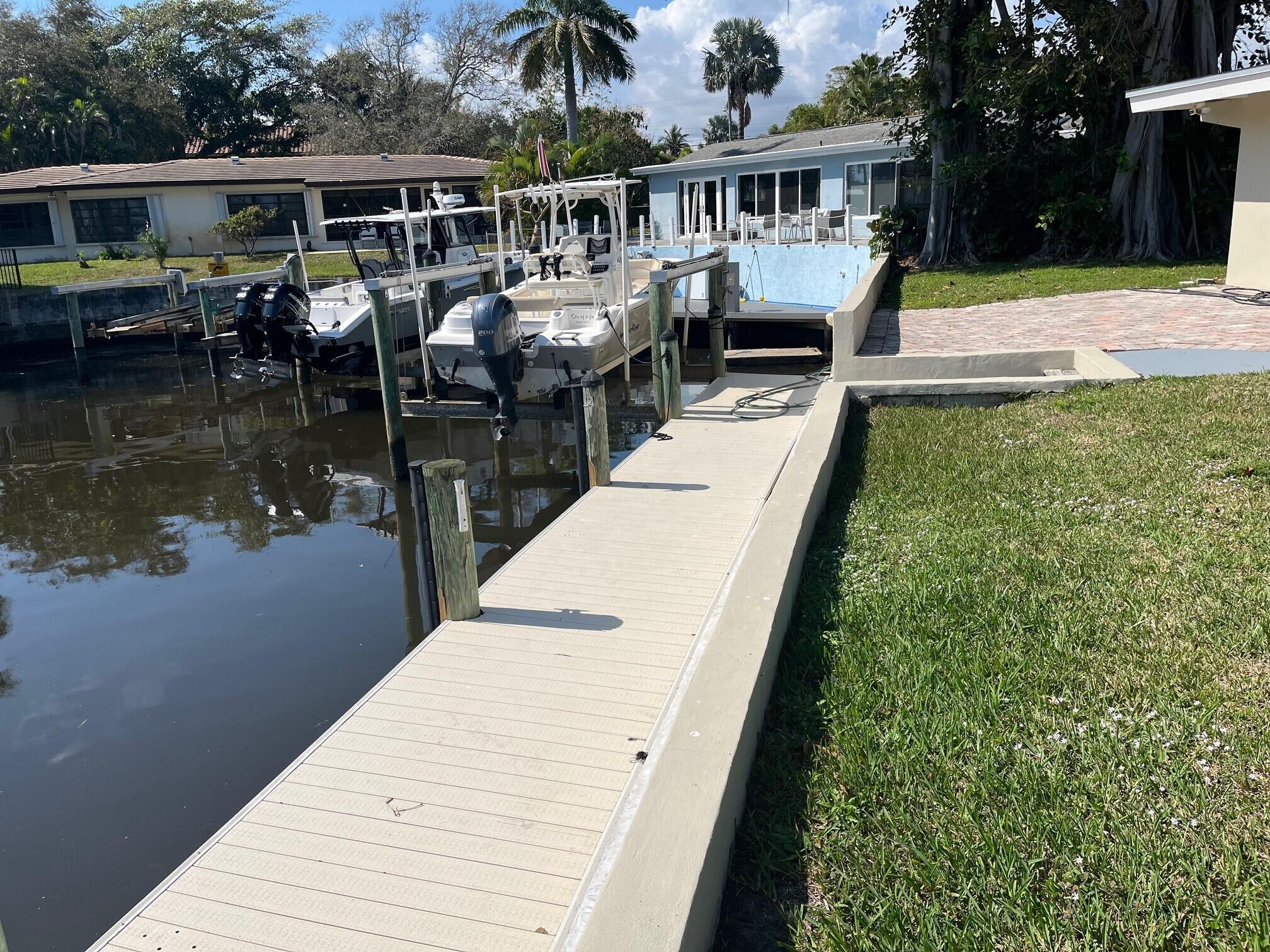 Image 1: 1_Dock & Lift