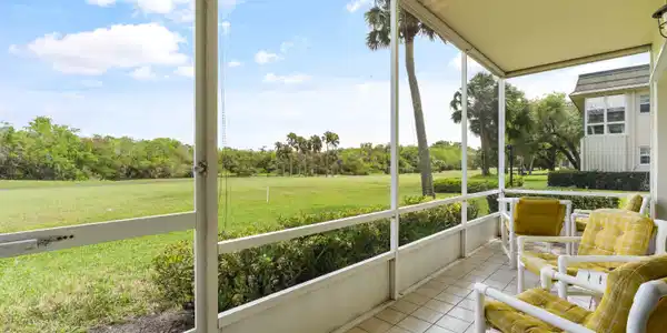 Image 3: 19-Vista-Gardens-Trl-106-HigMedia-026