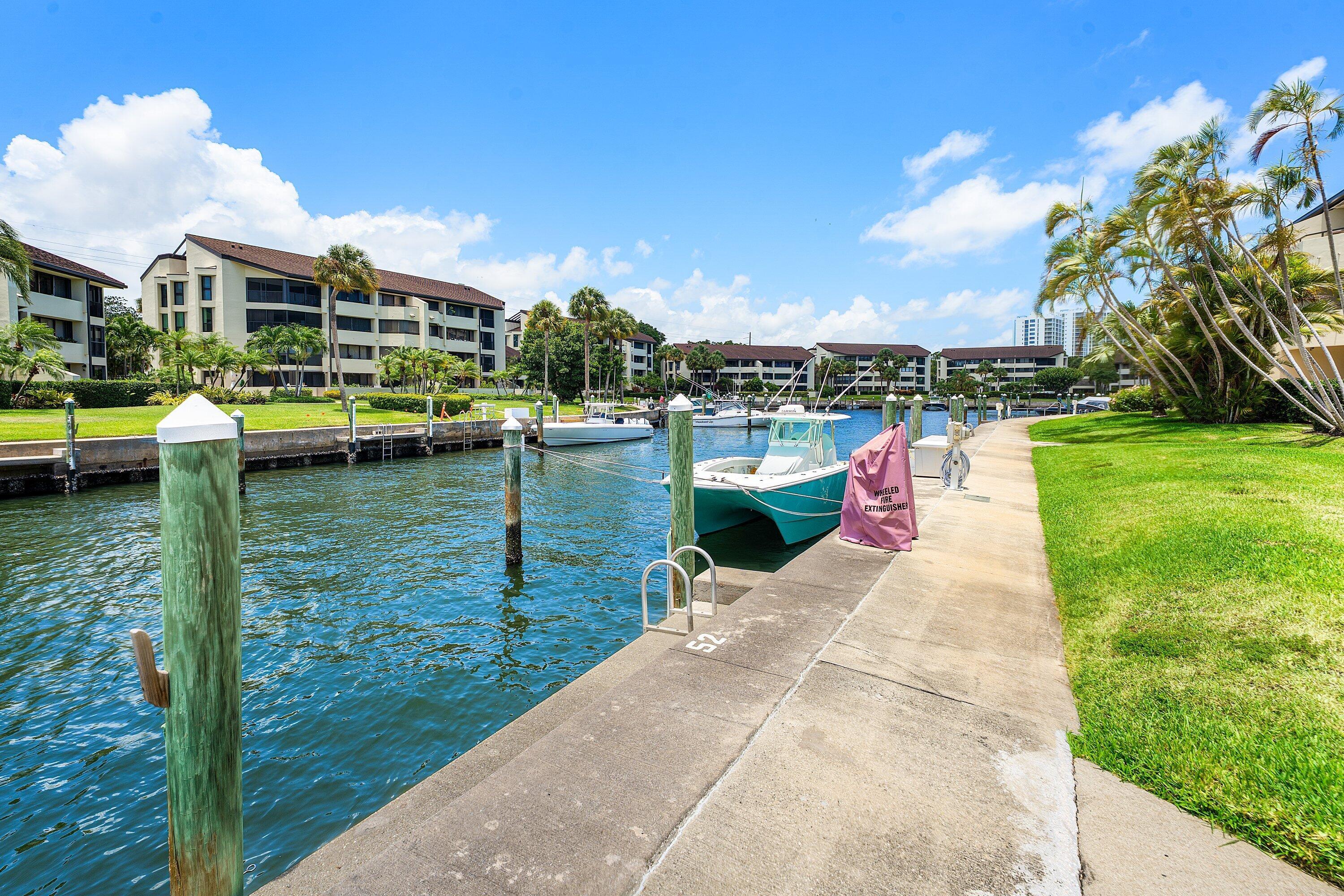 Image 4: 057-1125MarineWayEast-J3L-NorthPalmBeach
