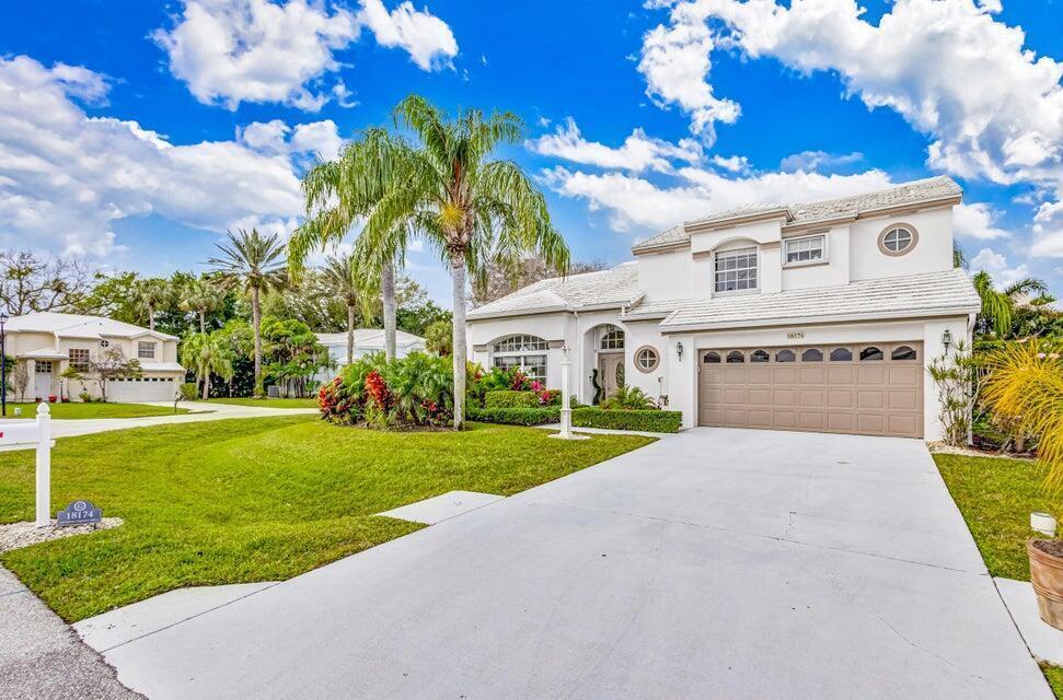 Image 2: Welcome Home to 18174 SE Fairview Circle