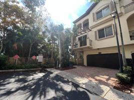 3143 Waterside Circle