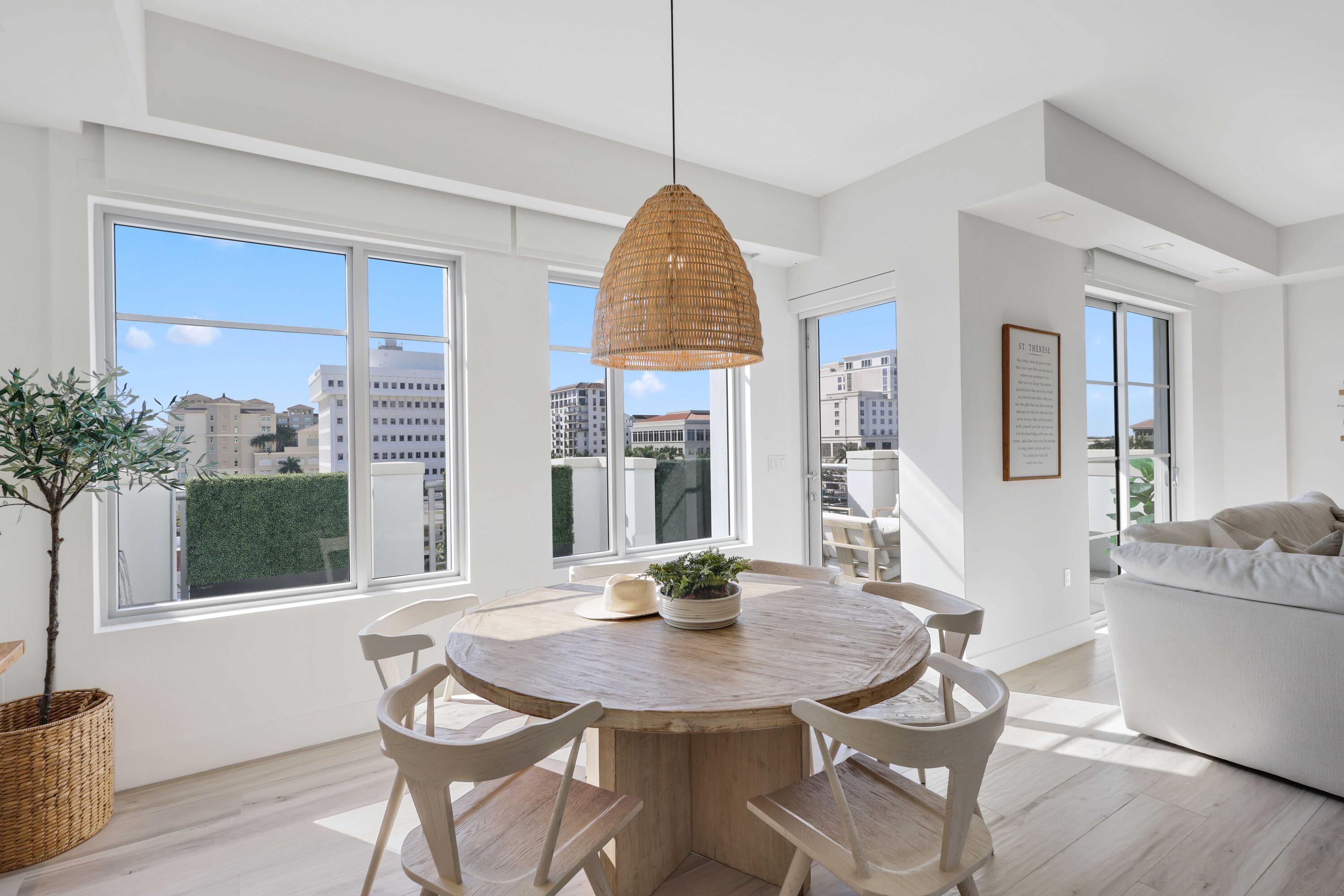 Image 3: Dining Room