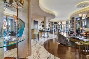 300 SE 5th Avenue