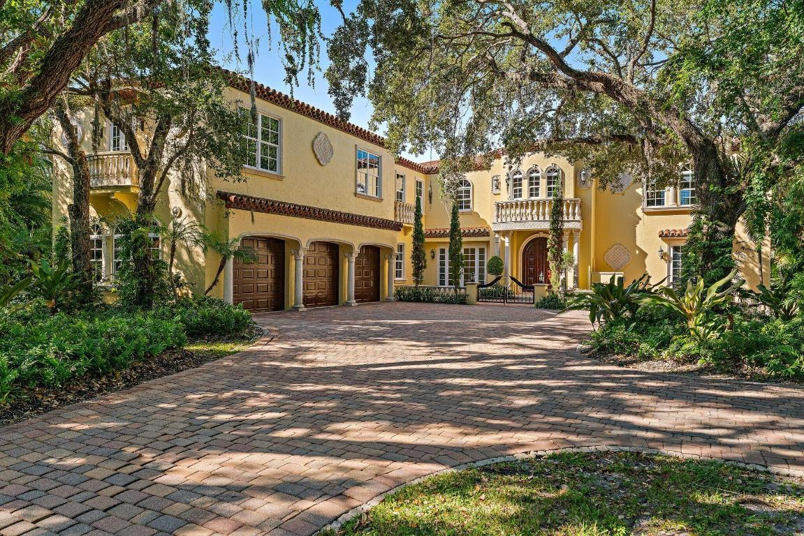 Image 3: 049-11WendyLn-Stuart-SMALL