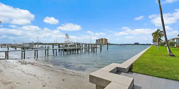 Image 2: Back Yard