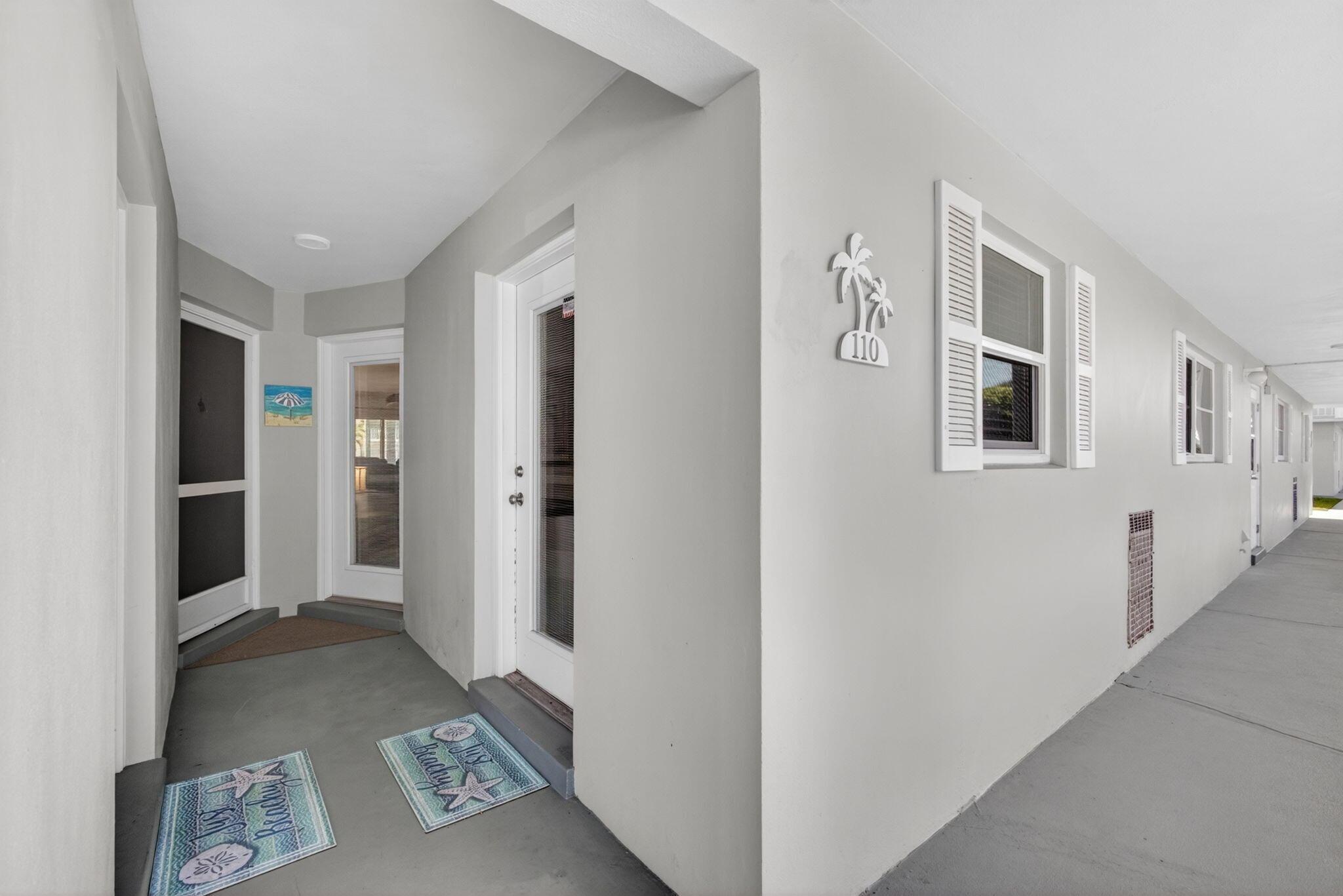 Image 3: Hallway