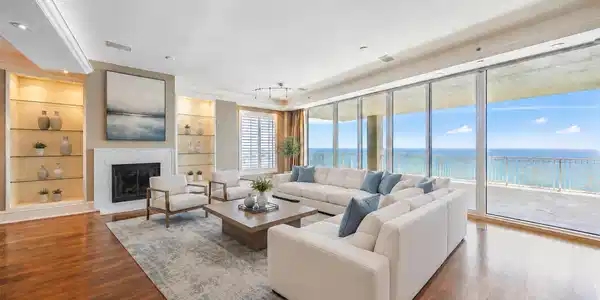 Image 4: Gathering~ Great Room