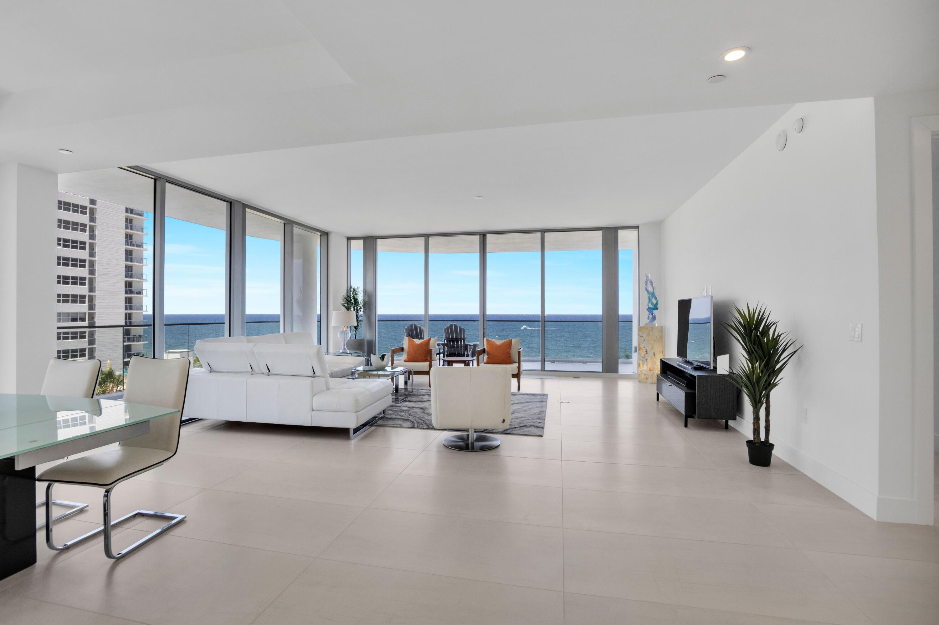 Image 3: 151 N Seabreeze Blvd unit 504-2