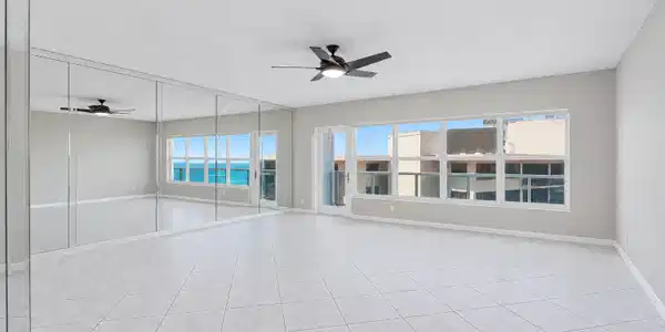 Image 3: Living Room w/ Ocean View