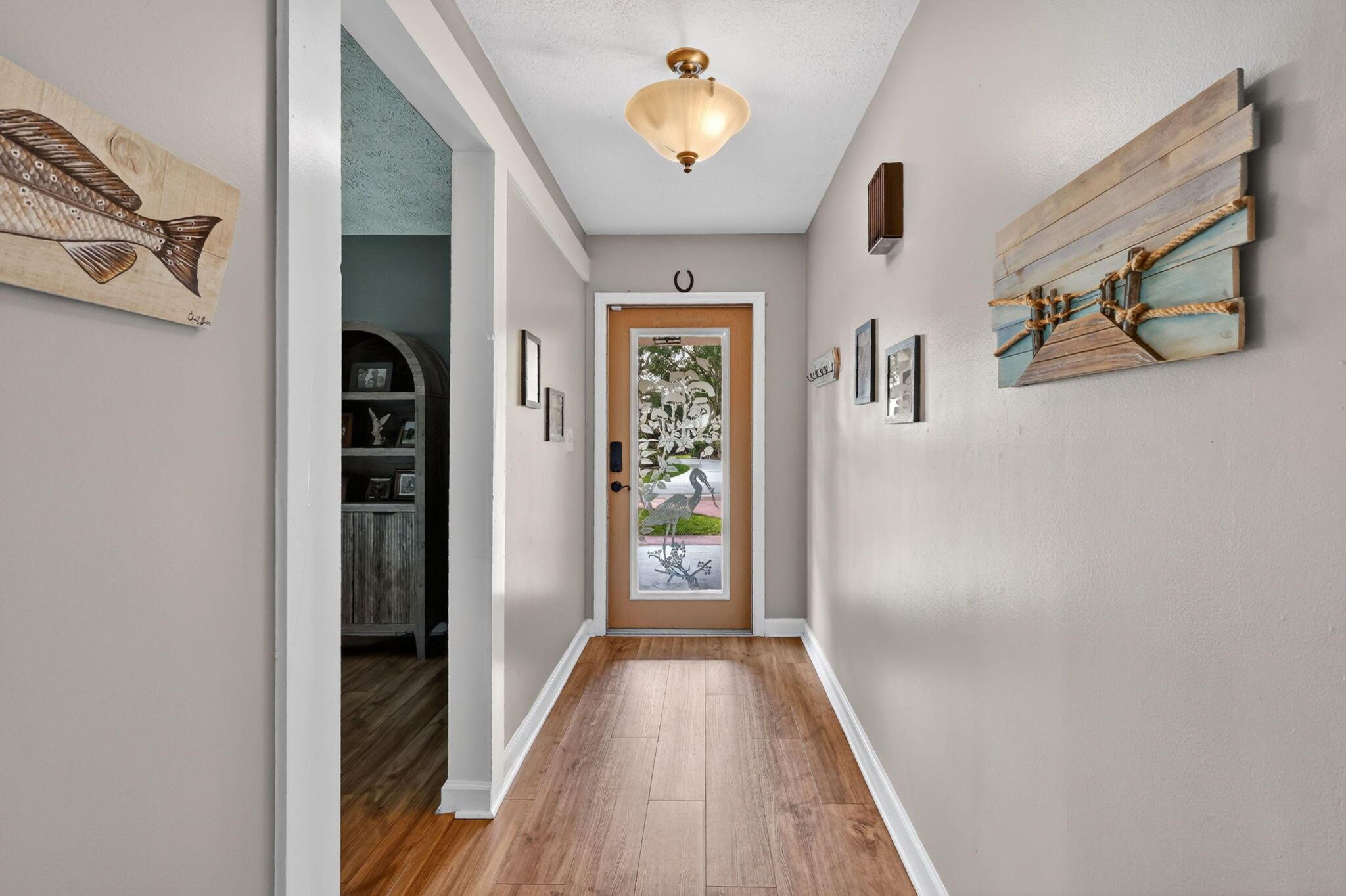 Image 2: Entry