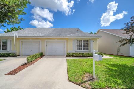477 SE 20th Drive