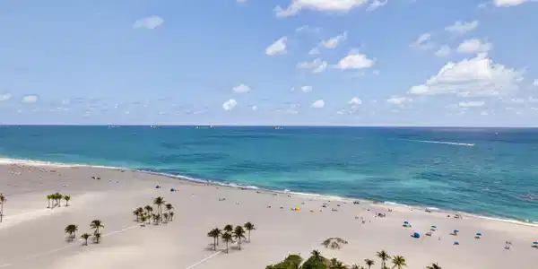 Image 2: Amazing Direct Oceanfront Views!! Most desired NE