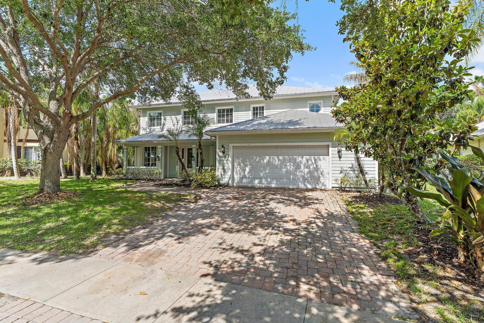 Image 2: 022-1138SWLighthouseDr-PalmCity-SMALL