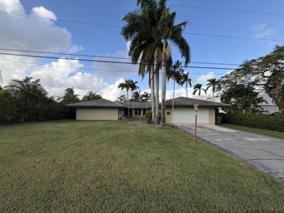 418 Alamanda Drive