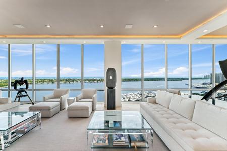 3 Water Club Way