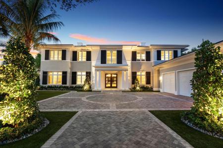 133 W Coconut Palm Road